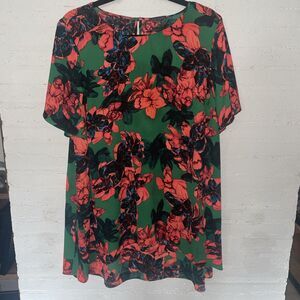 Vince Camuto Flutter Sleeve Green & Red Floral Shirt, Sz 1x